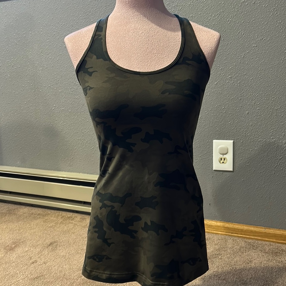 Lululemon Camo Tank Top Size 6
